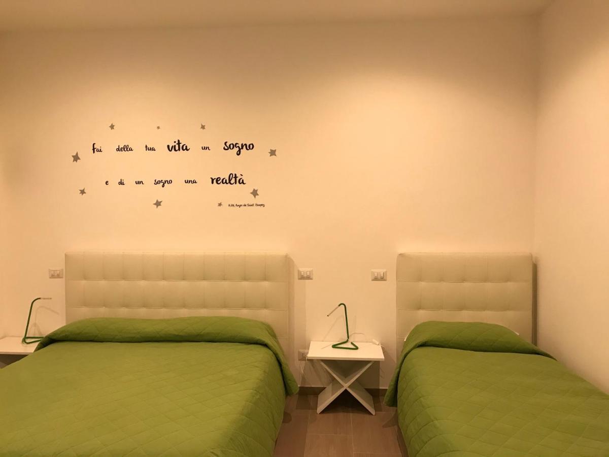 אורבינו B&B Pellipario מראה חיצוני תמונה